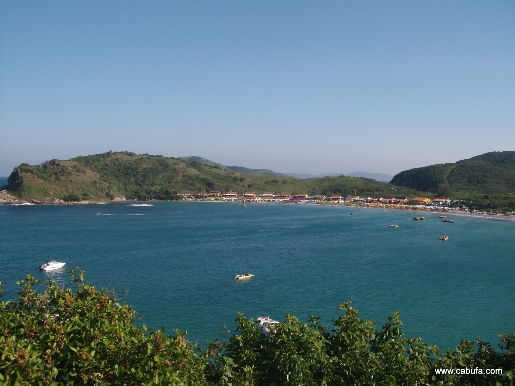 Imagem de cima do morro na Praia das Conchas